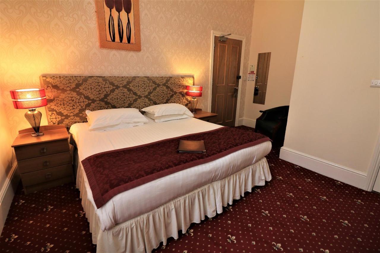 The Berkeley Guesthouse Истборн Екстериор снимка
