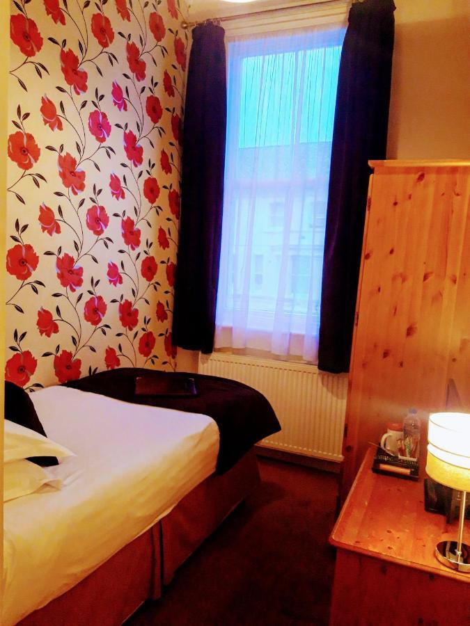 The Berkeley Guesthouse Истборн Екстериор снимка