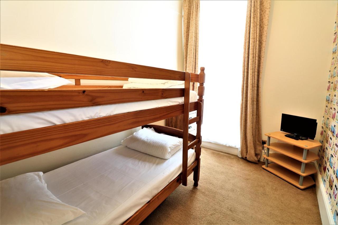 The Berkeley Guesthouse Истборн Екстериор снимка