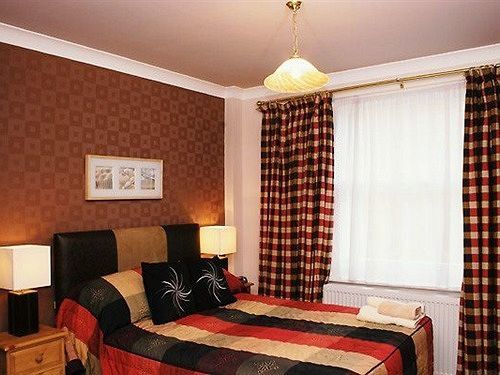 The Berkeley Guesthouse Истборн Екстериор снимка